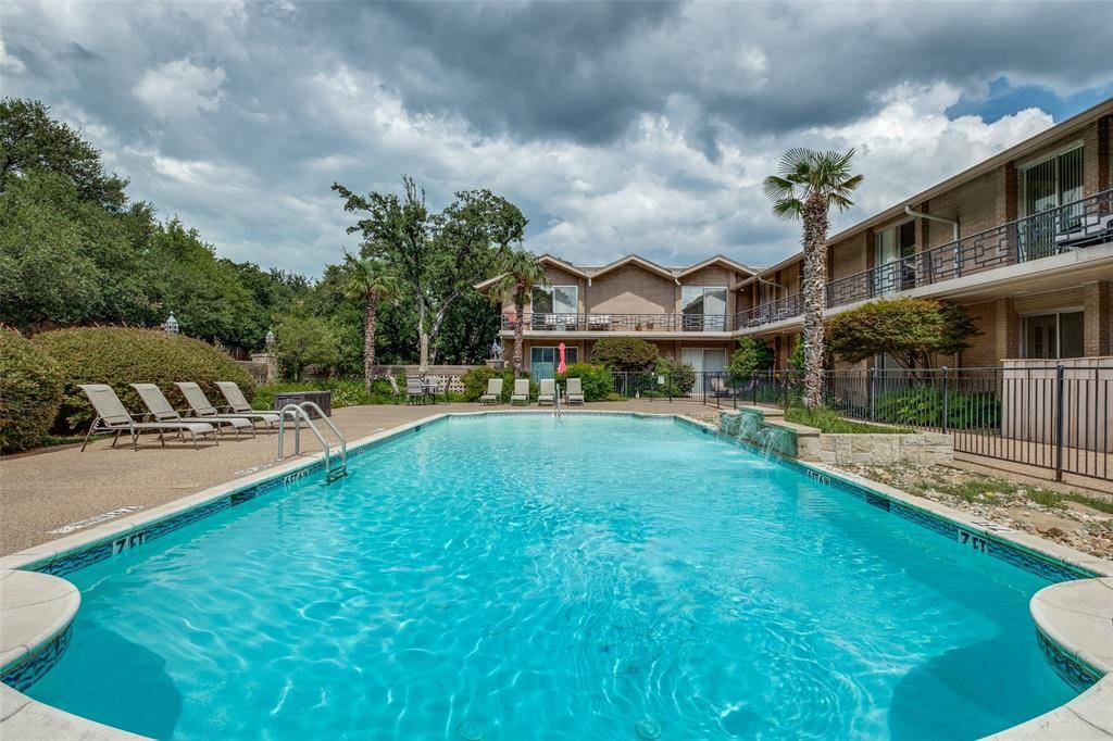 Dallas, TX 75225,6320 Bandera Avenue #A