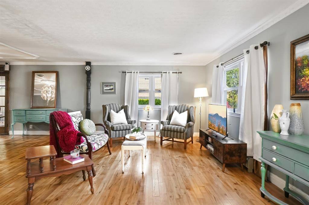 Arlington, TX 76017,4608 Kelly Elliott Road