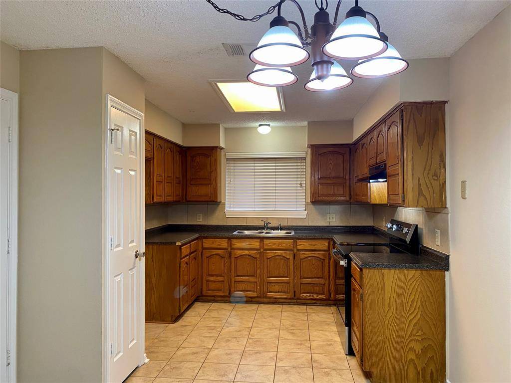 Fort Worth, TX 76108,10828 Tall Oak Drive