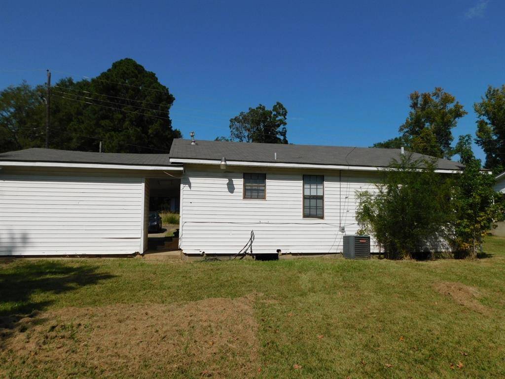 Springhill, LA 71075,505 South Street