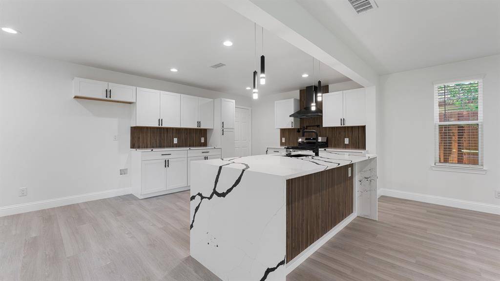 Garland, TX 75040,1105 Bay Shore Drive