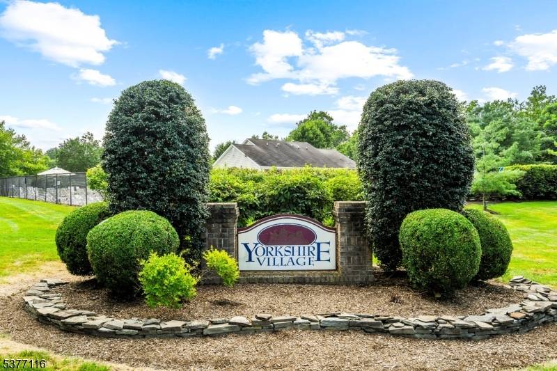 Lawrence Twp., NJ 08648,98 Canal View Dr