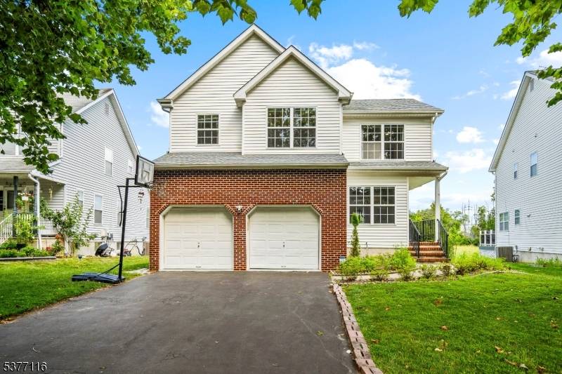 Lawrence Twp., NJ 08648,98 Canal View Dr