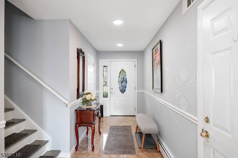 Linden City, NJ 07036,2513 N Wood Ave