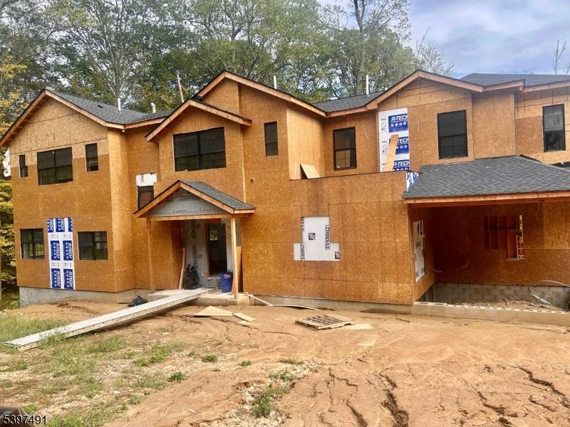 Hopatcong Boro, NJ 07849,49 Northwood Rd