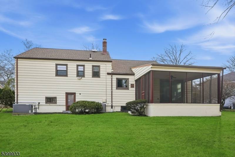 Springfield Twp., NJ 07081,35 S Derby Rd