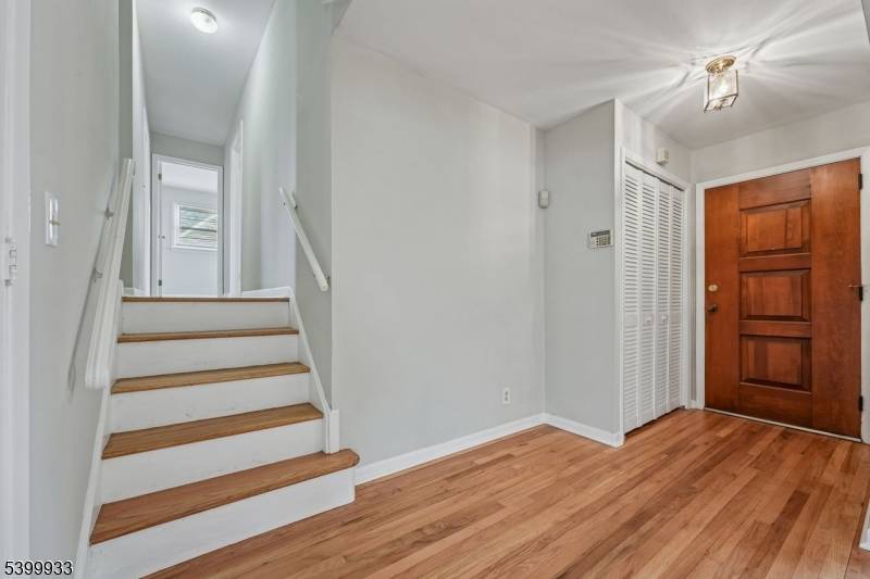 Springfield Twp., NJ 07081,35 S Derby Rd