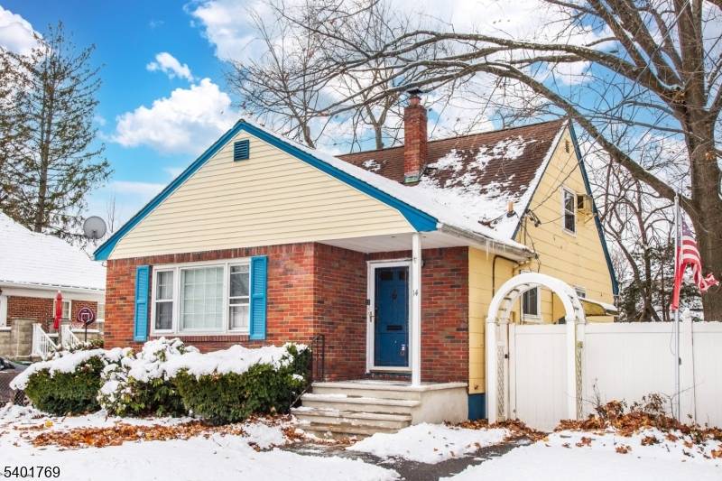 Bergenfield Boro, NJ 07621,14 Hudson St