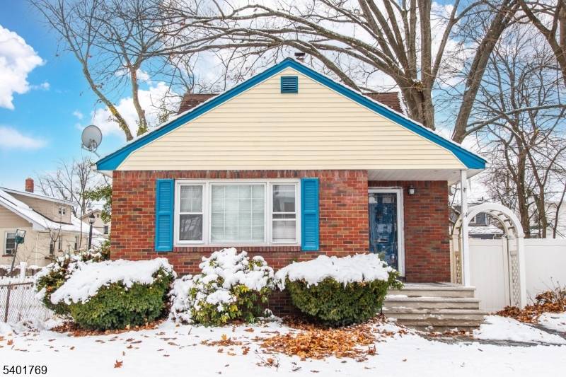 Bergenfield Boro, NJ 07621,14 Hudson St