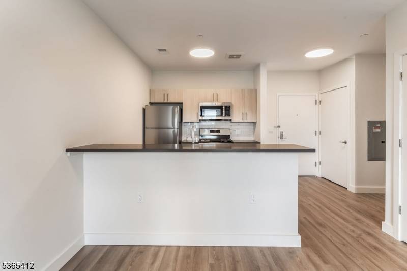 City Of Orange Twp., NJ 07050,72 S Essex Ave #305