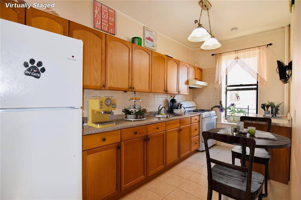 Brooklyn, NY 11235,2940 Ocean AVE #A9