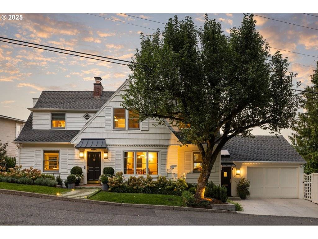 Portland, OR 97210,604 NW MACLEAY BLVD