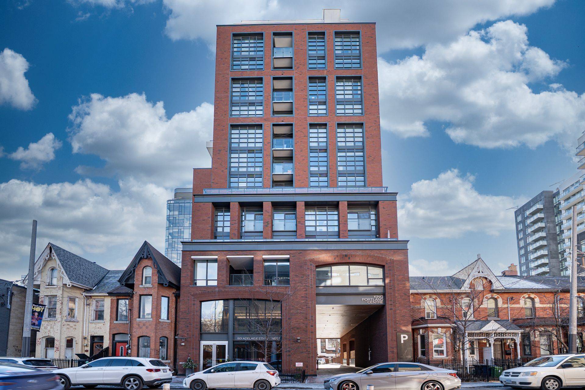 Toronto C01, ON M5V 1T4,501 Adelaide ST W #502