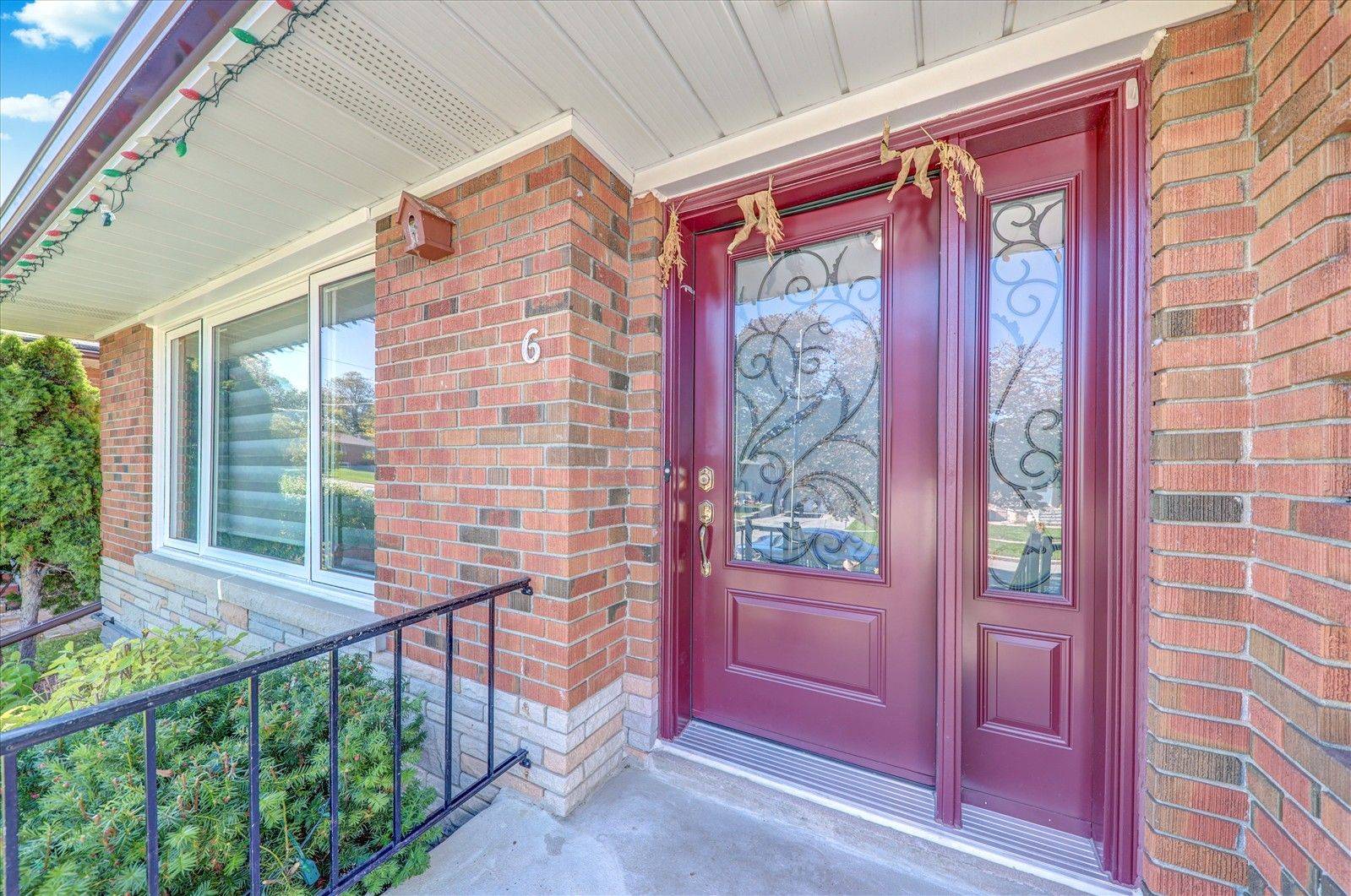 Toronto E09, ON M1G 2B4,6 Barlow RD W