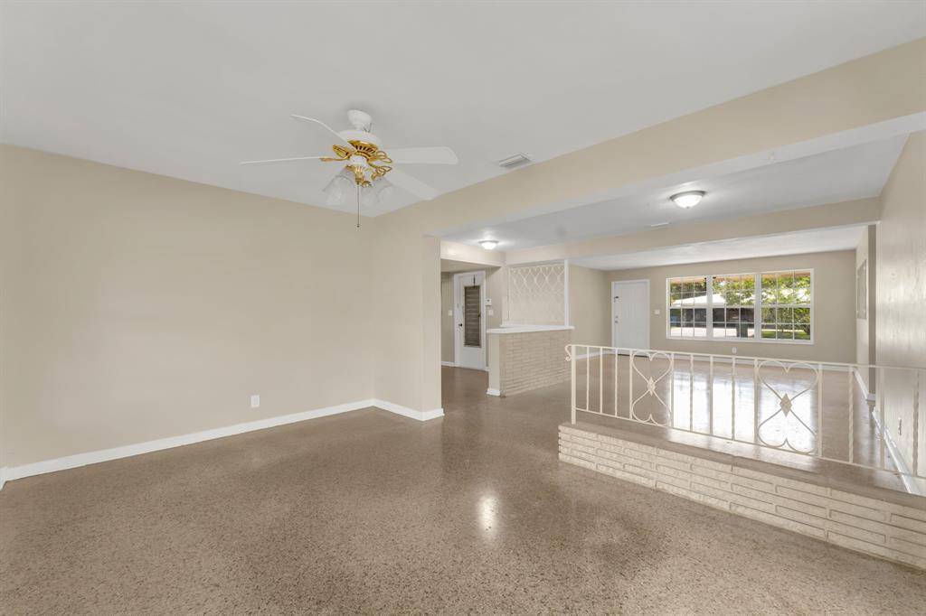 Oakland Park, FL 33334,4451 NE 17th Ave