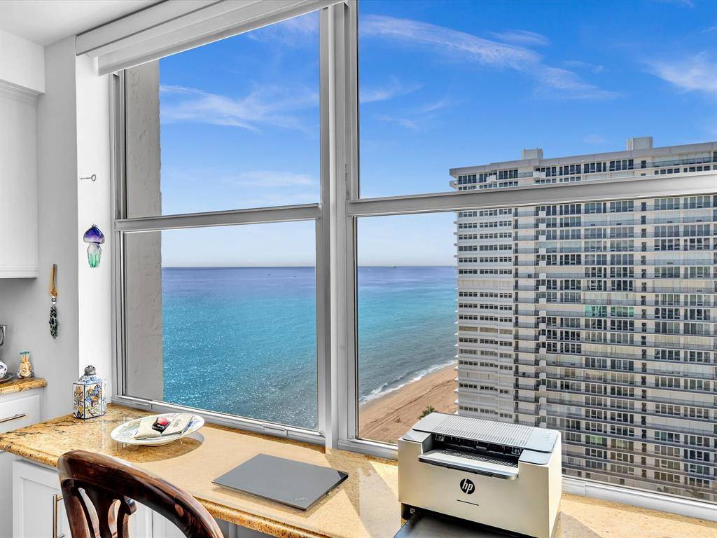 Fort Lauderdale, FL 33308,4300 N Ocean Blvd #19L