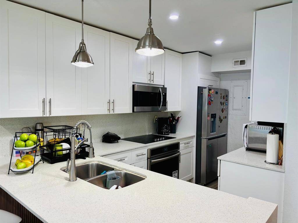 Tamarac, FL 33321,8000 NW 74th Ter