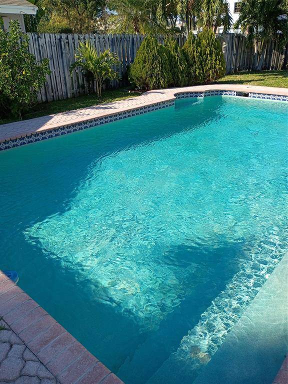 Davie, FL 33325,681 Pine Ridge Ter