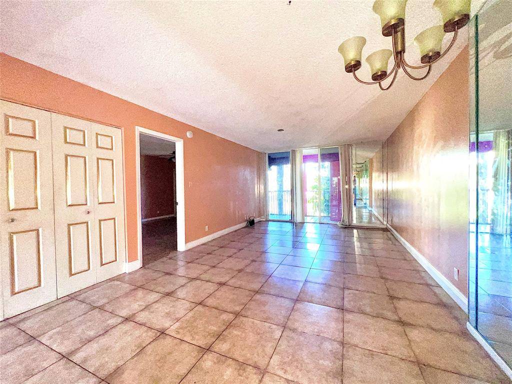 Lauderdale Lakes, FL 33319,3321 NW 47th Terrace #232