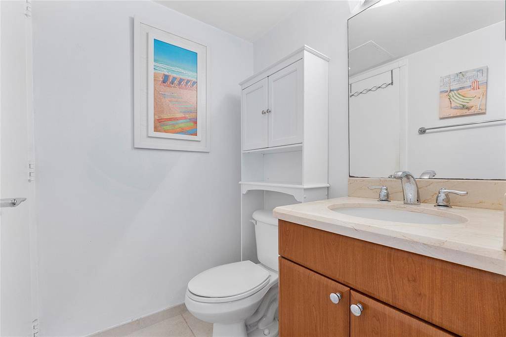 Pompano Beach, FL 33062,1900 S Ocean Blvd #4H