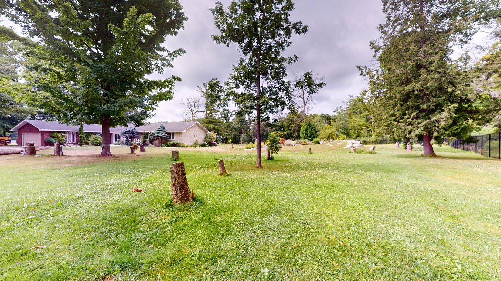 East Gwillimbury, ON L9N 0K6,253 Morning Side Road