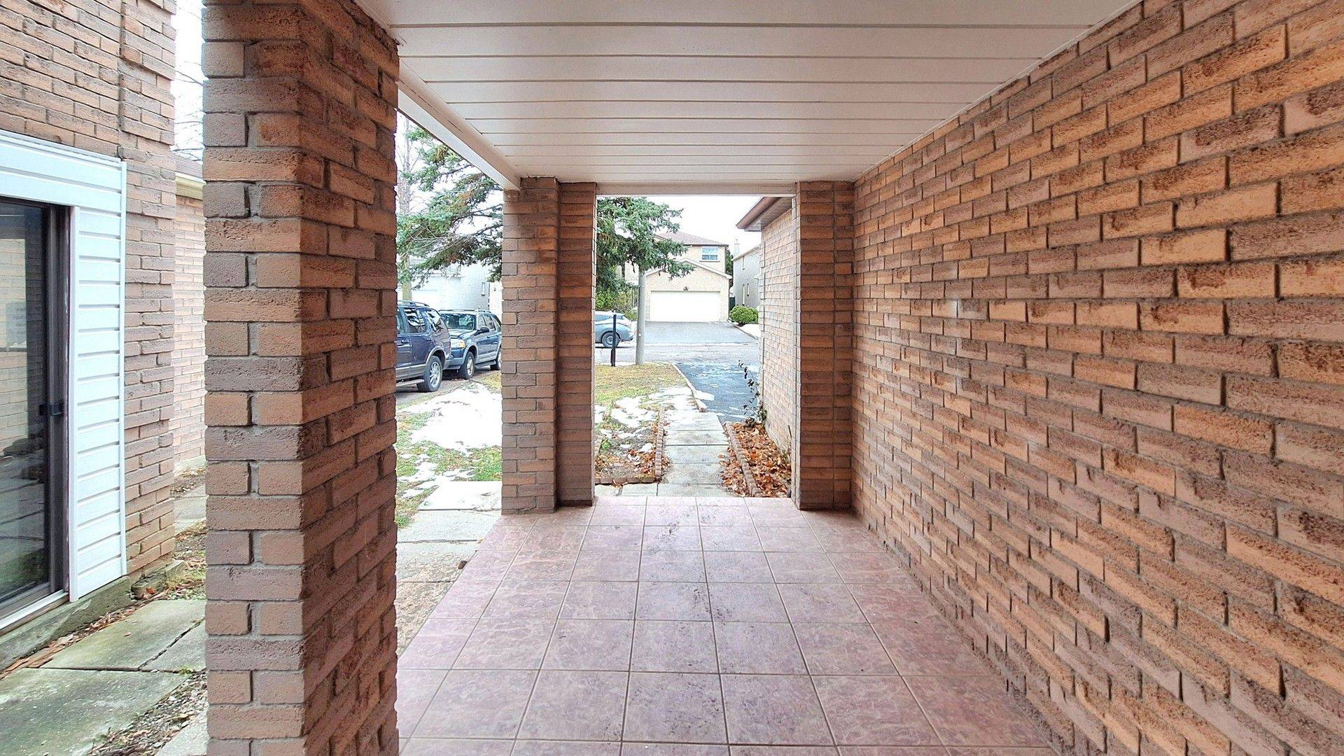 Markham, ON L3R 6N9,129 Northolt CRES