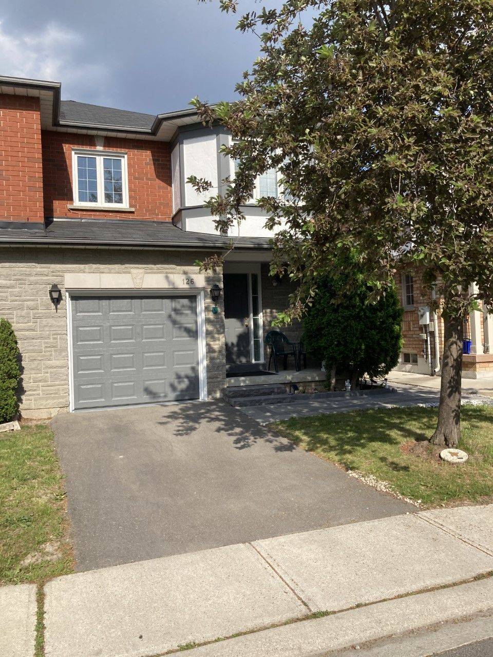 Vaughan, ON L4L 8X3,126 Pinedale Gate
