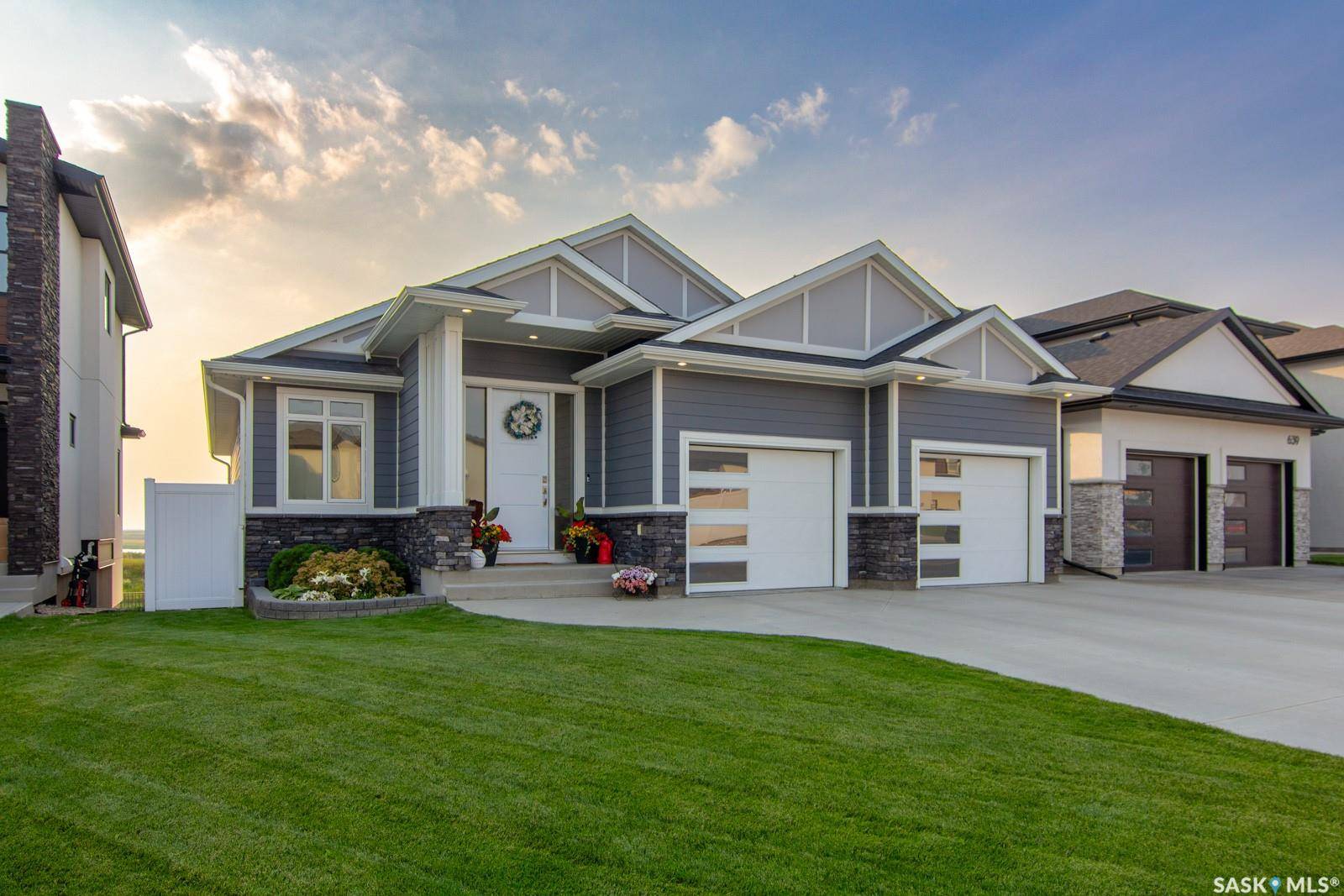 Saskatoon, SK S7W 1K7,423 Sharma CRESCENT