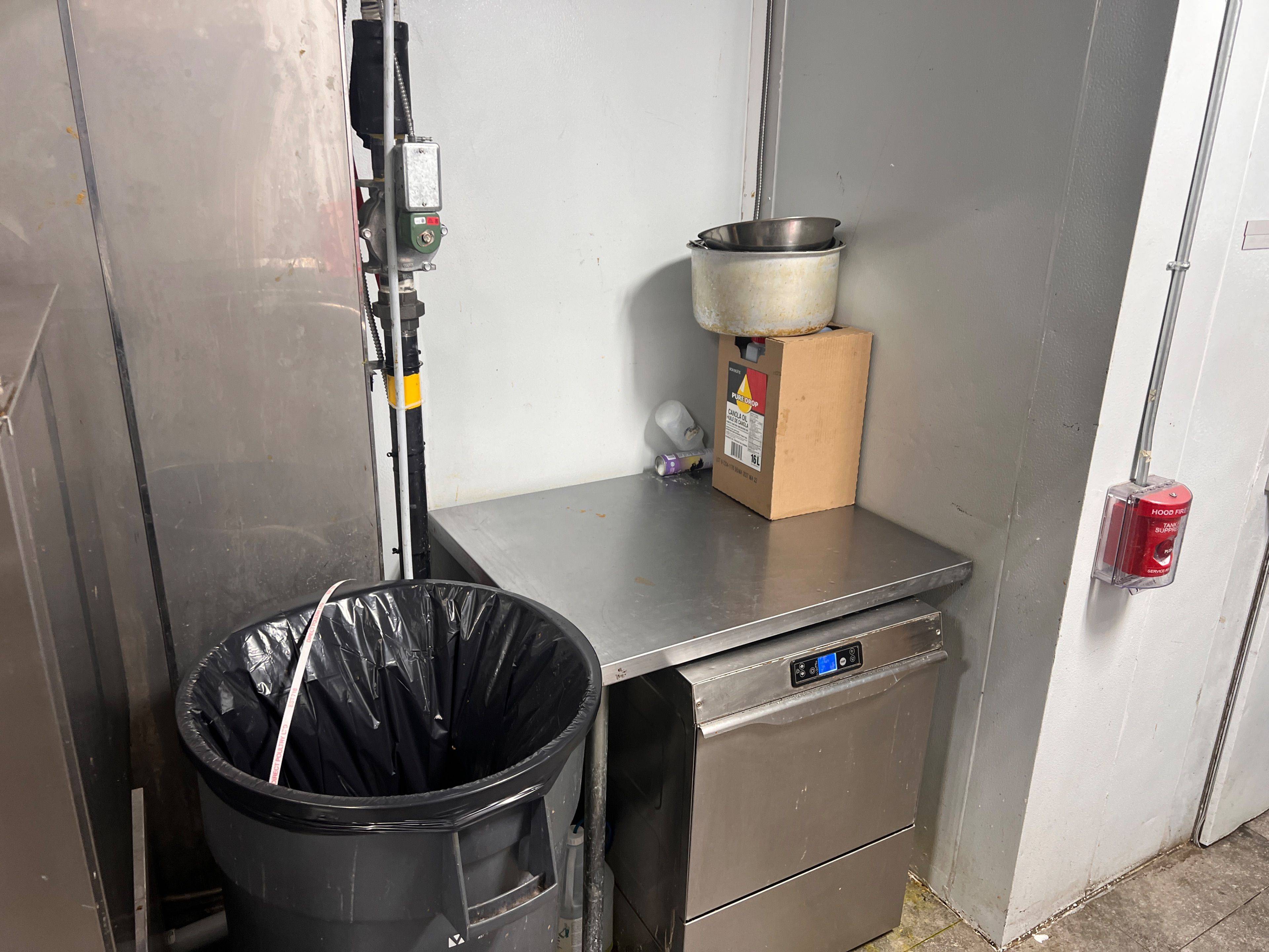 Hamilton, ON L9G 3K9,1040 Garner RD W #102 C