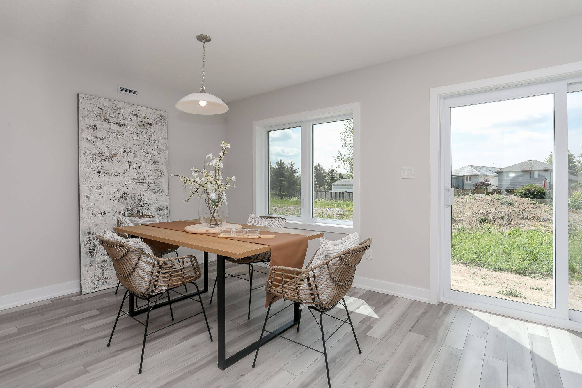 St. Thomas, ON N5R 0P3,24 HARROW LN