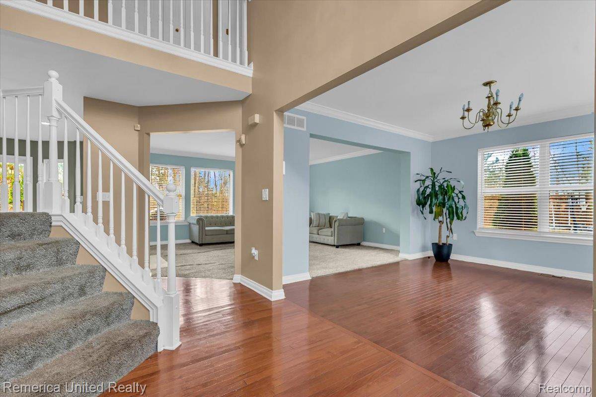 Romulus, MI 48174,35901 Abbey CT