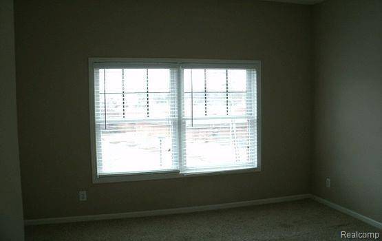 Walled Lake, MI 48390,579 N Pontiac TRL