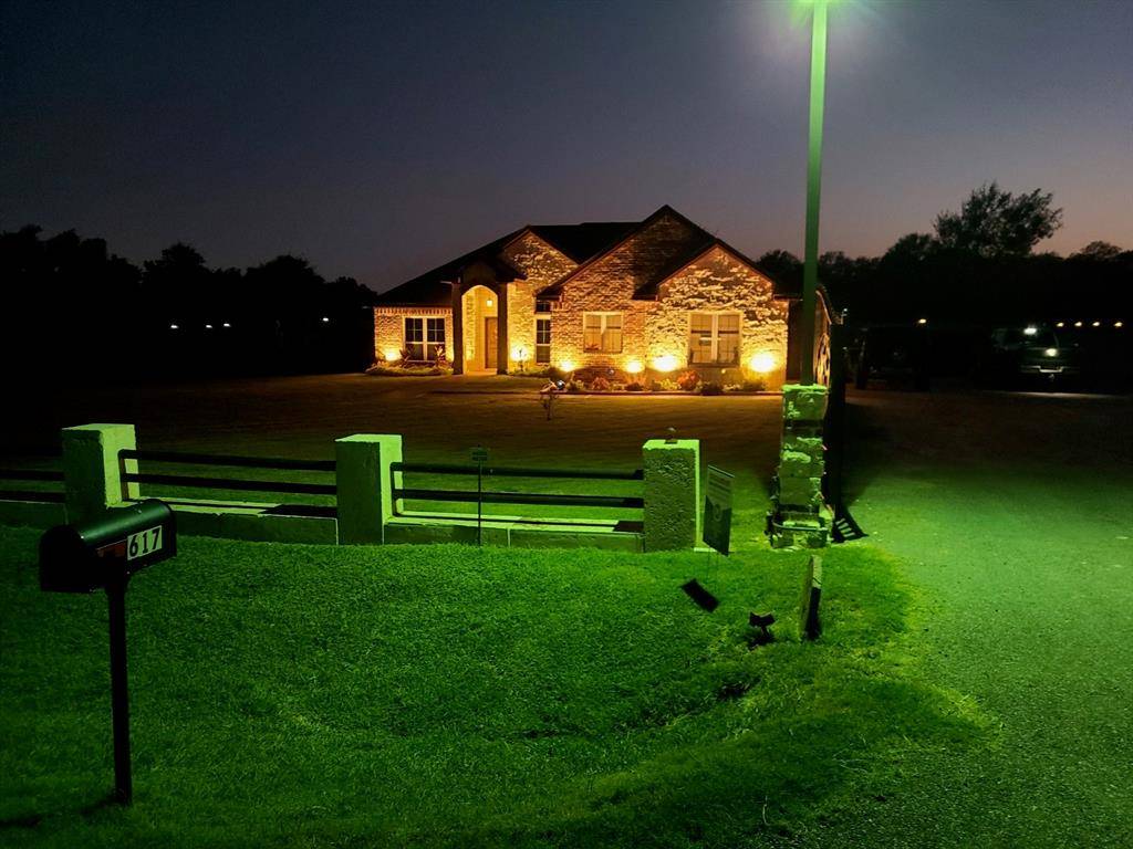 Waco, TX 76705,617 Mesquite Tree Road