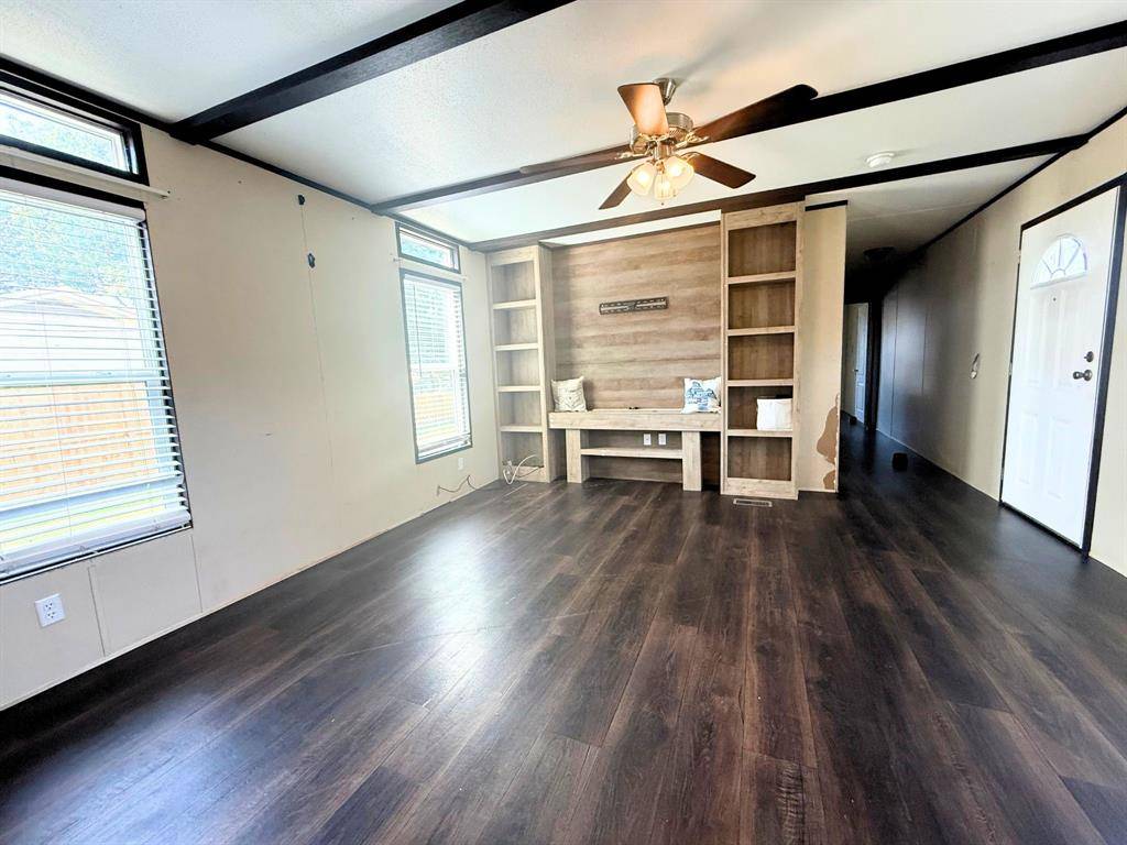 Kerens, TX 75144,104 N Sinclair Avenue