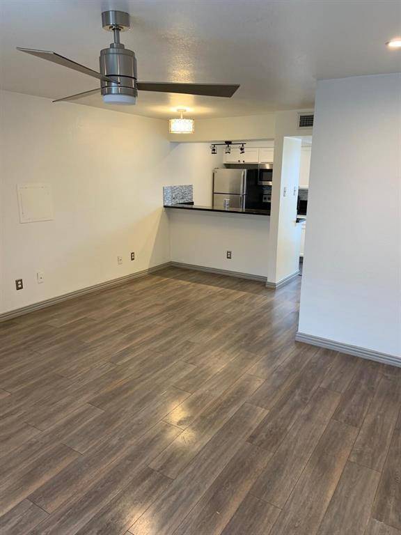 Dallas, TX 75219,2800 Douglas Avenue #218