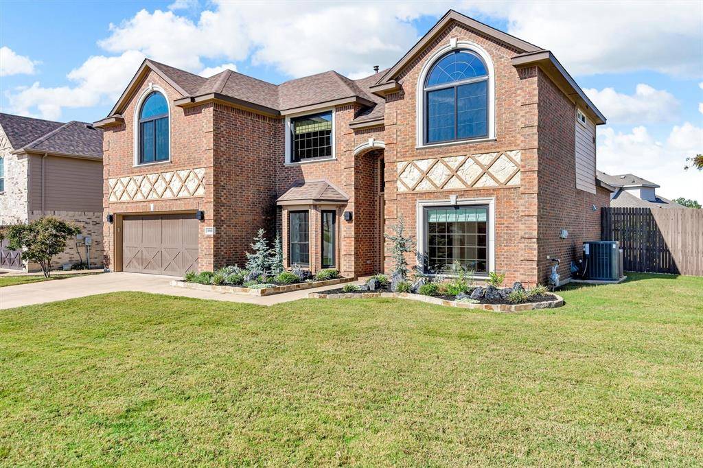 Kennedale, TX 76060,1001 Bell Oak Drive