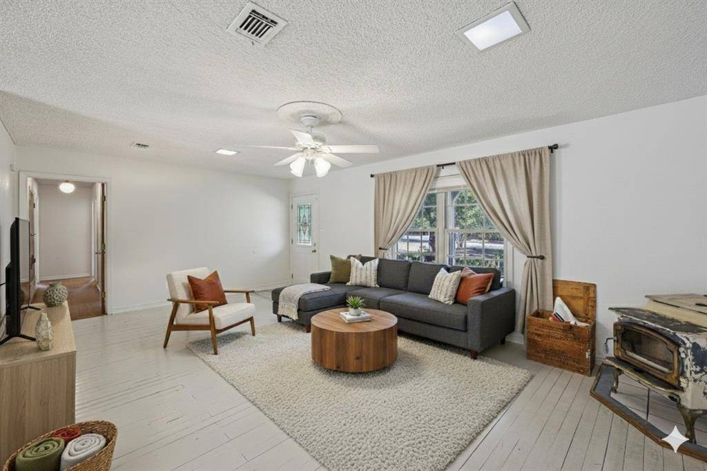 Millsap, TX 76066,1923 Wilson Bend Road