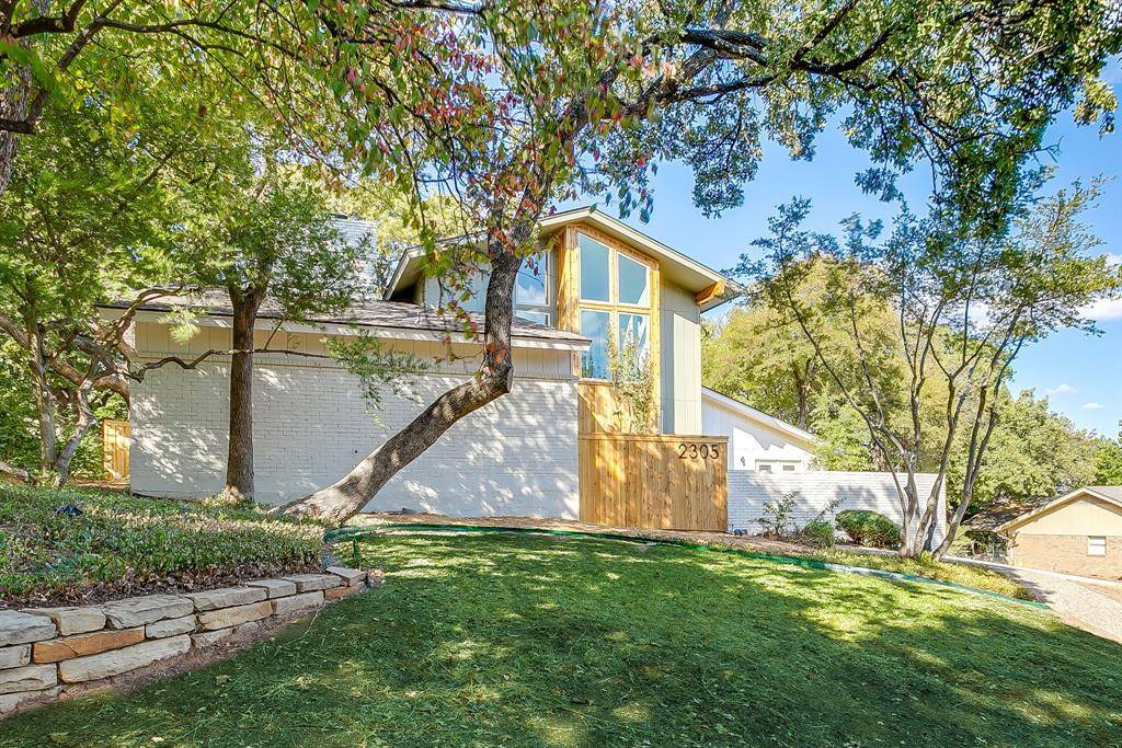 Arlington, TX 76012,2305 Oak Forest Court