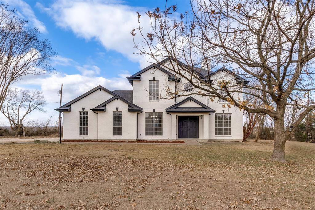 Van Alstyne, TX 75495,471 Meadowview Circle