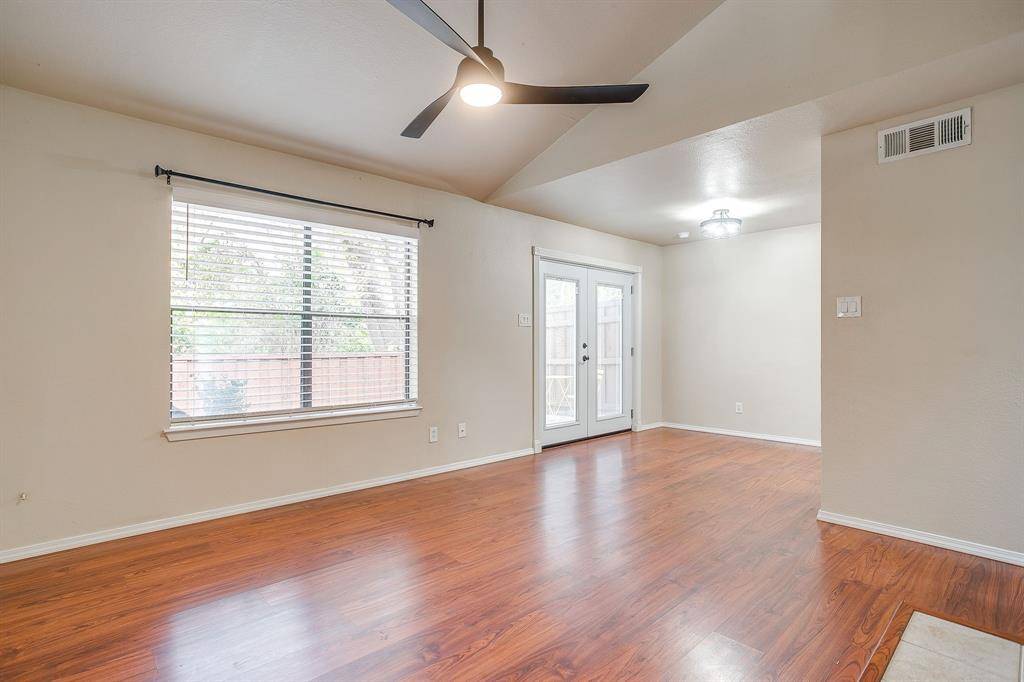 Benbrook, TX 76109,5714 Cedar Creek Drive