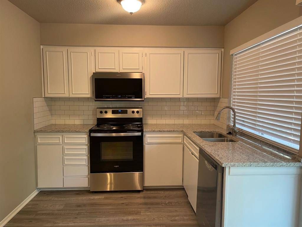 Arlington, TX 76014,1517 VANDERBILT Drive