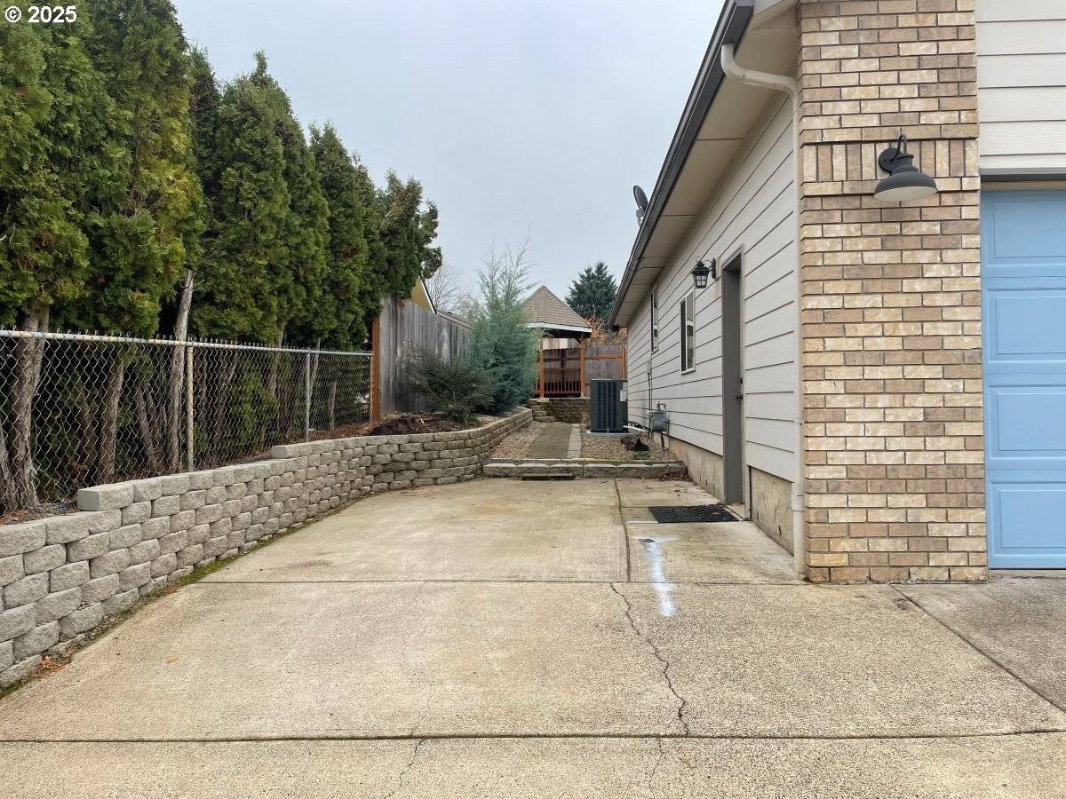 Salem, OR 97306,5114 CHERIE CT SE