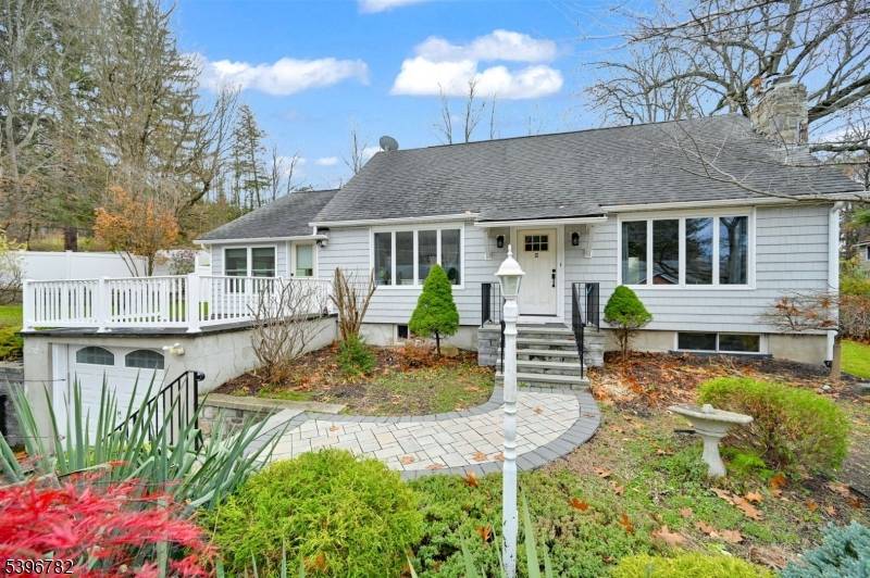 Ogdensburg Boro, NJ 07439,12 Richards St