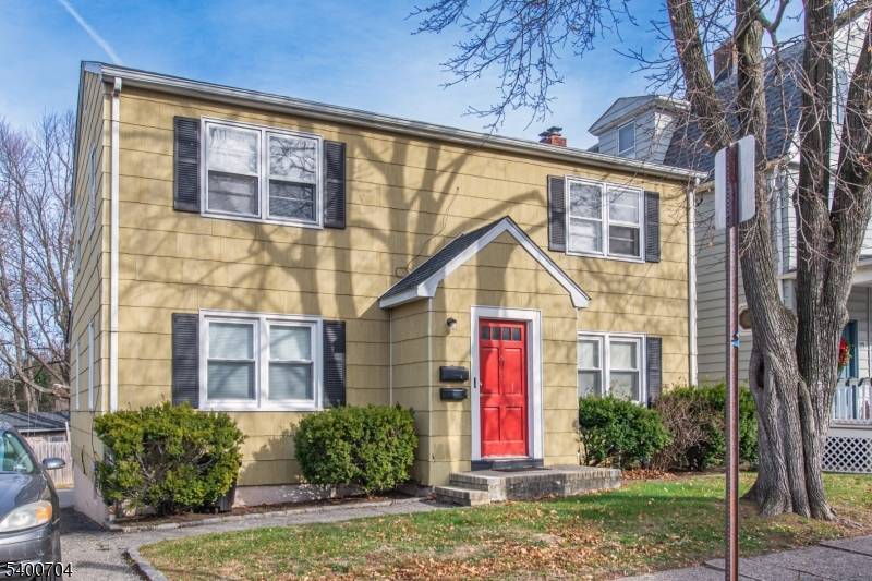 Bloomfield Twp., NJ 07003,17 Cedar St