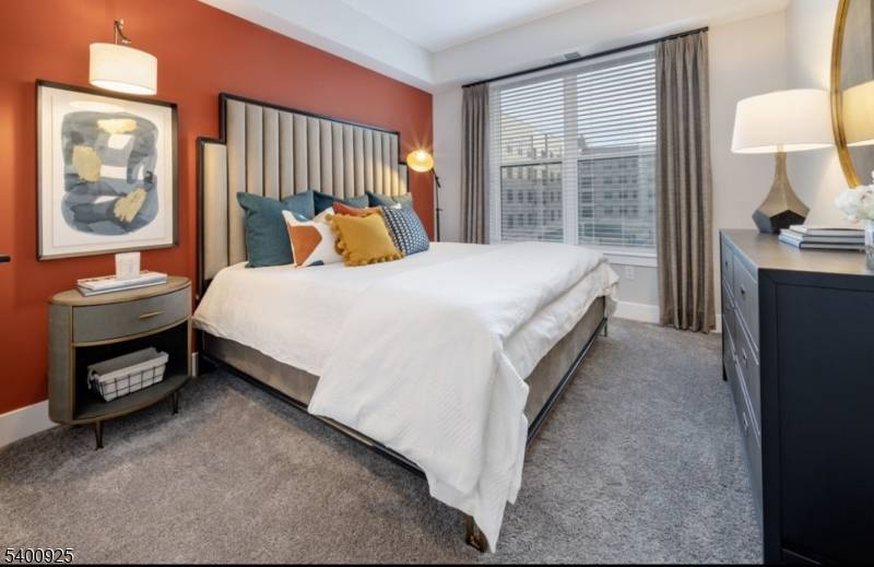 Elizabeth City, NJ 07202,100 Union St #259