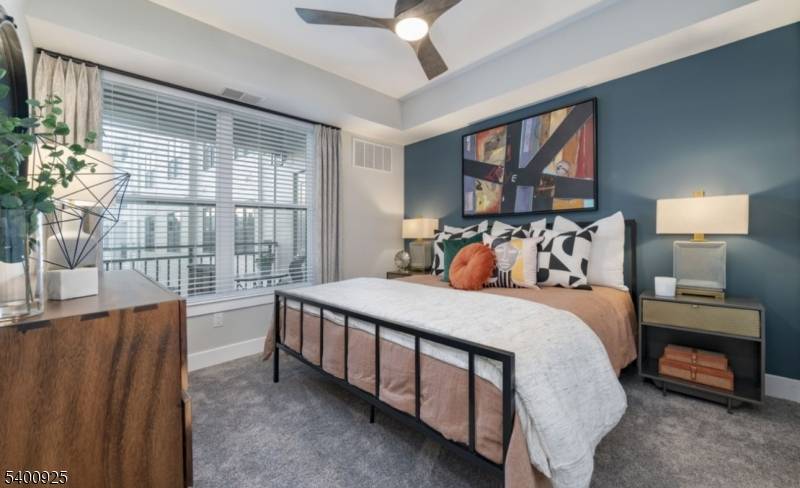 Elizabeth City, NJ 07202,100 Union St #259