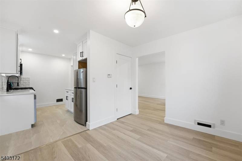 Newark City, NJ 07106,5 Colleen St