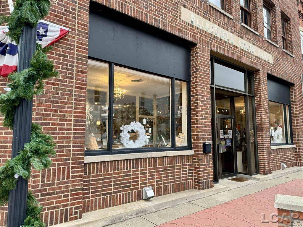 Blissfield, MI 49228,101 S Lane ST