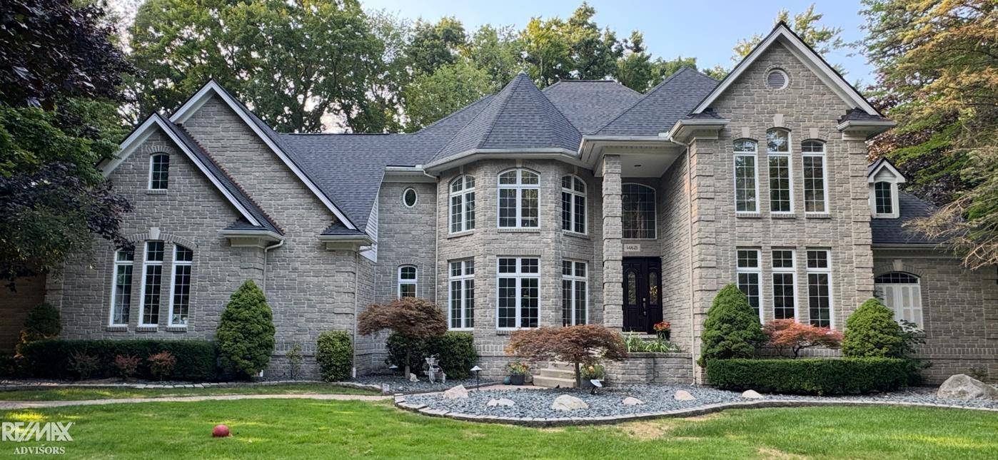 Shelby Twp, MI 48315,14621 Towering Oaks DR