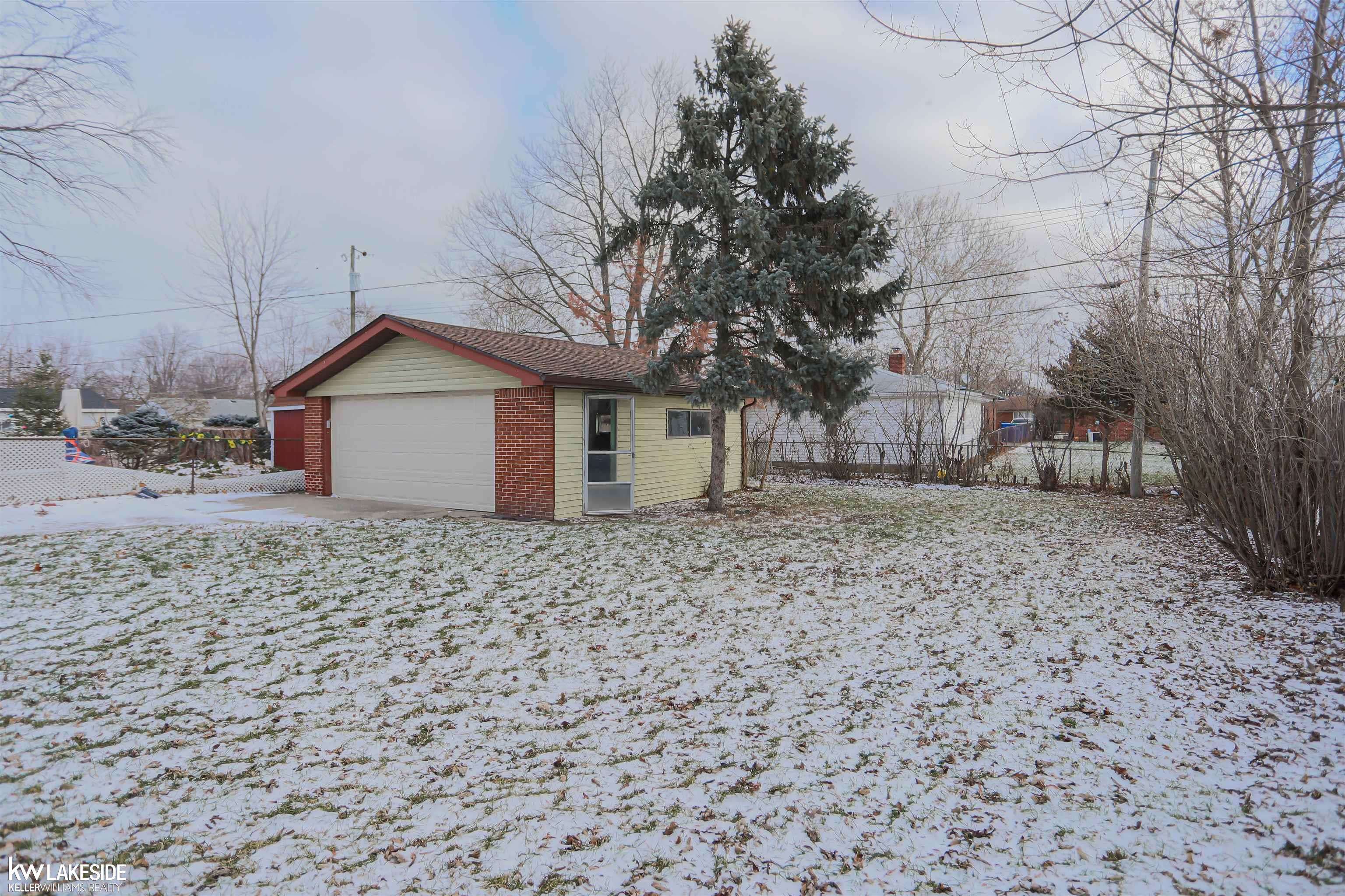 Warren, MI 48093,29766 Wagner AVE